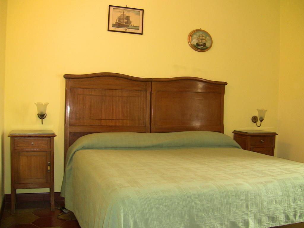 Hotel Dimora Storica Urbana Roma Exterior foto